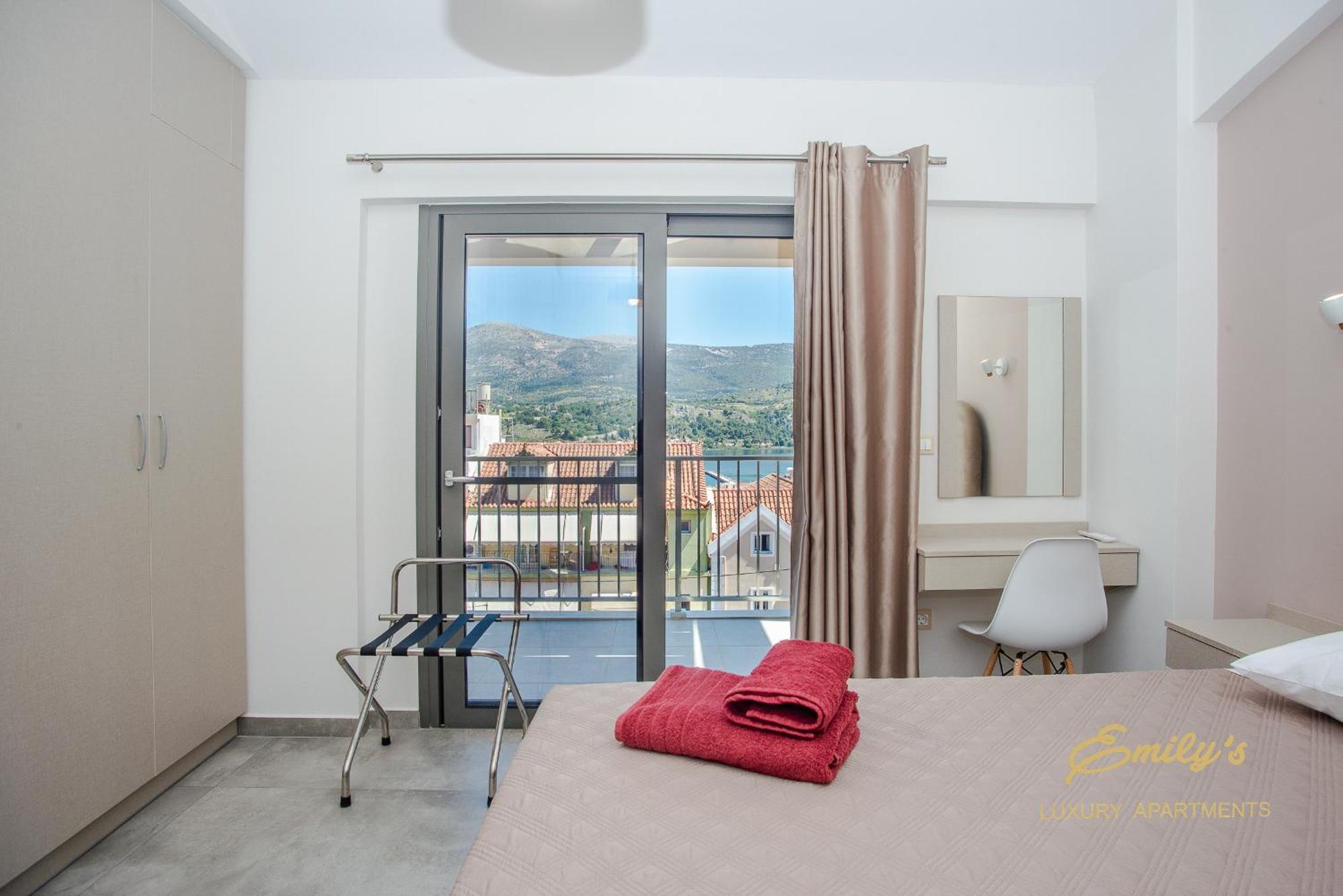 Emily'S Luxury Apartments Argostoli (Kefalonia) Exterior foto