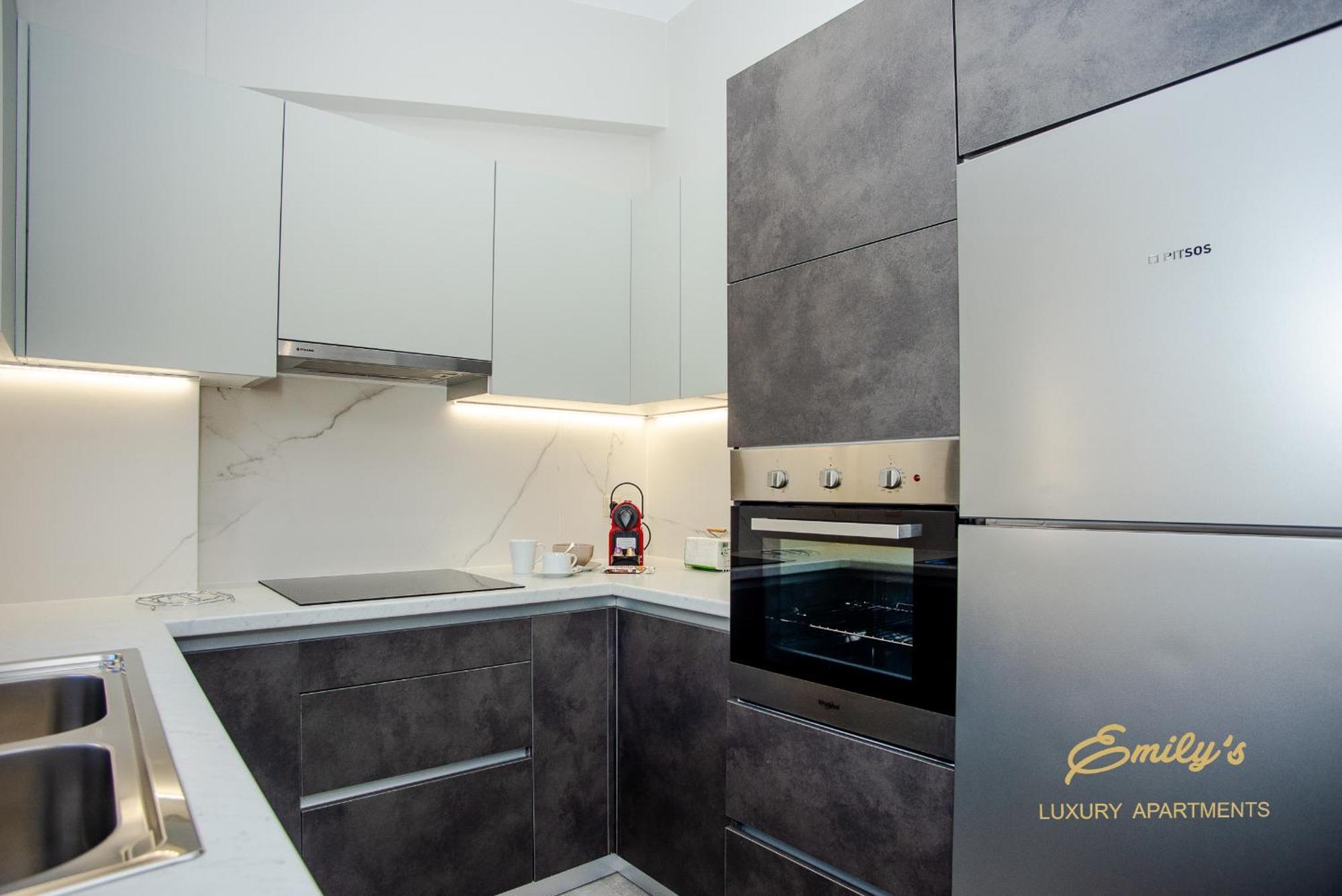 Emily'S Luxury Apartments Argostoli (Kefalonia) Exterior foto