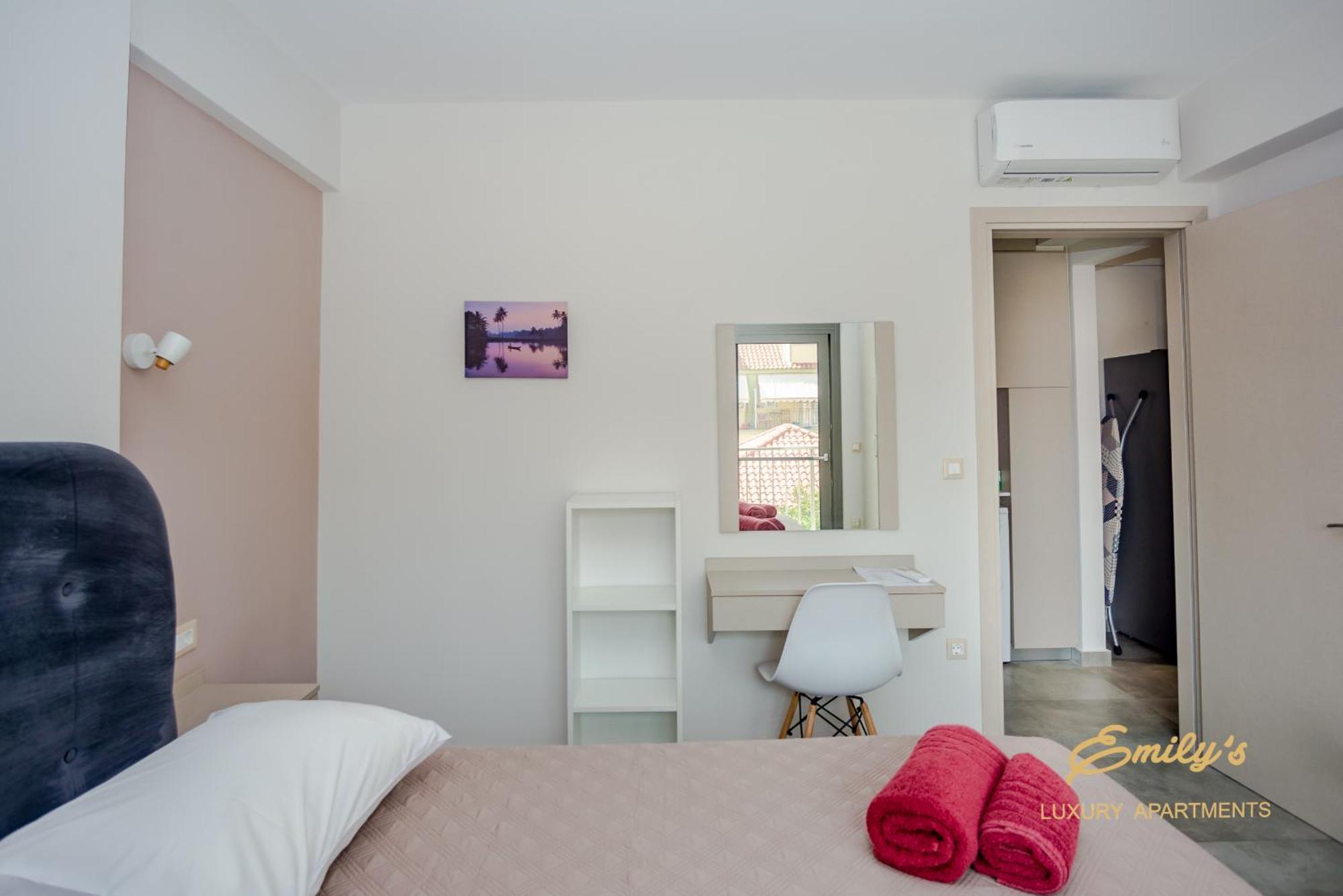 Emily'S Luxury Apartments Argostoli (Kefalonia) Exterior foto