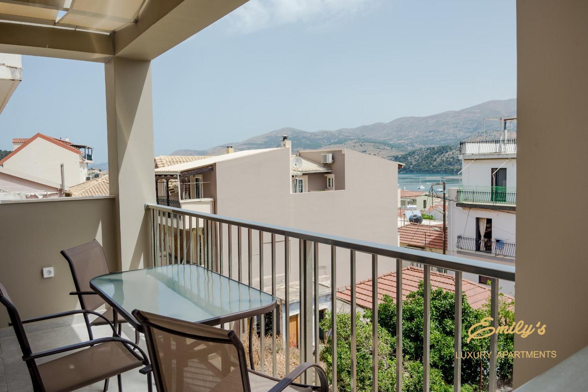Emily'S Luxury Apartments Argostoli (Kefalonia) Exterior foto
