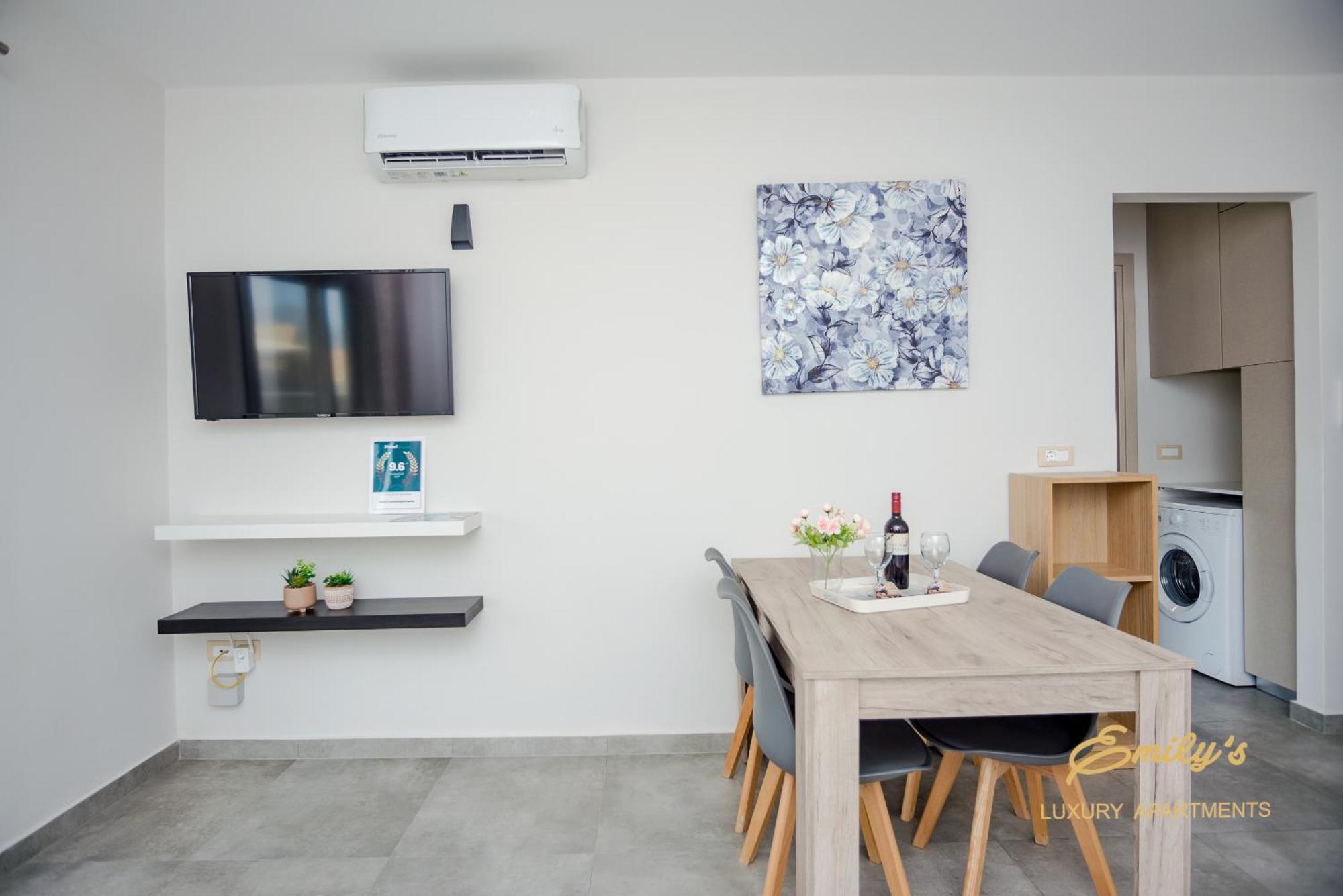 Emily'S Luxury Apartments Argostoli (Kefalonia) Exterior foto